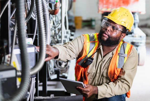 Best Affordable Emergency Electrician  in Pleasant Run, OH